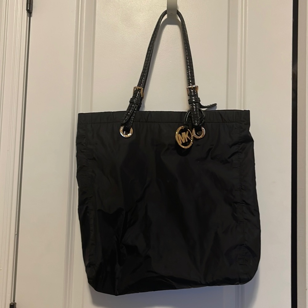 Michael Kors tote